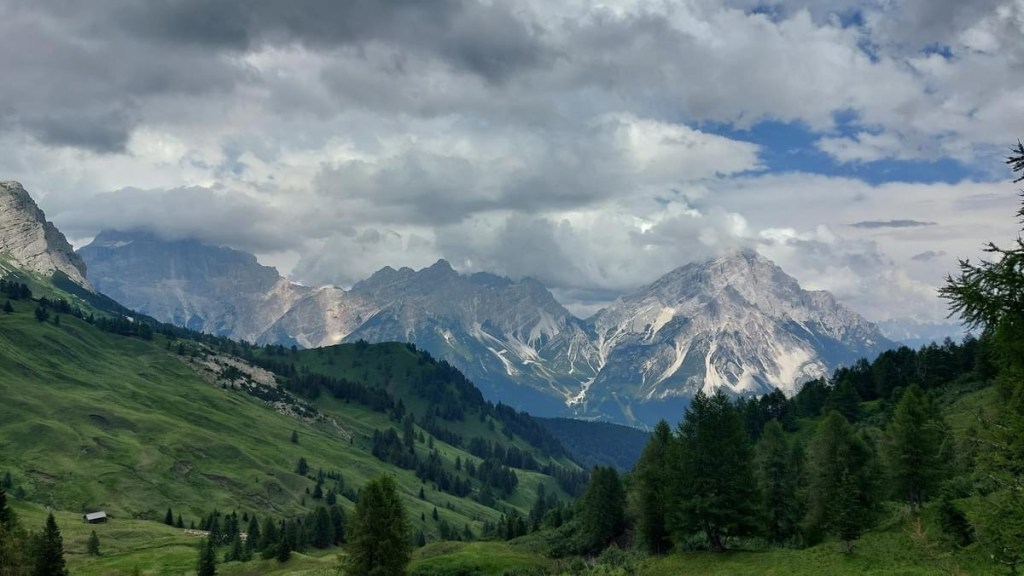 Summersimo’s Swiss Mountain Rhapsody offers a delightful four-day experience filled with thrilling alpine&nbsp;adventures.